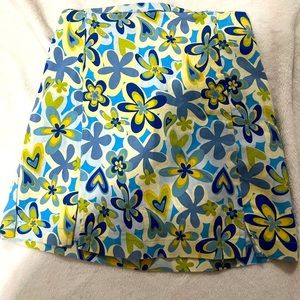 Women’s flower skirt size 1